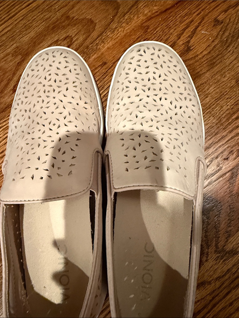 Vionic Women’s Slip-On Laser-Cut Flats — Light Pink